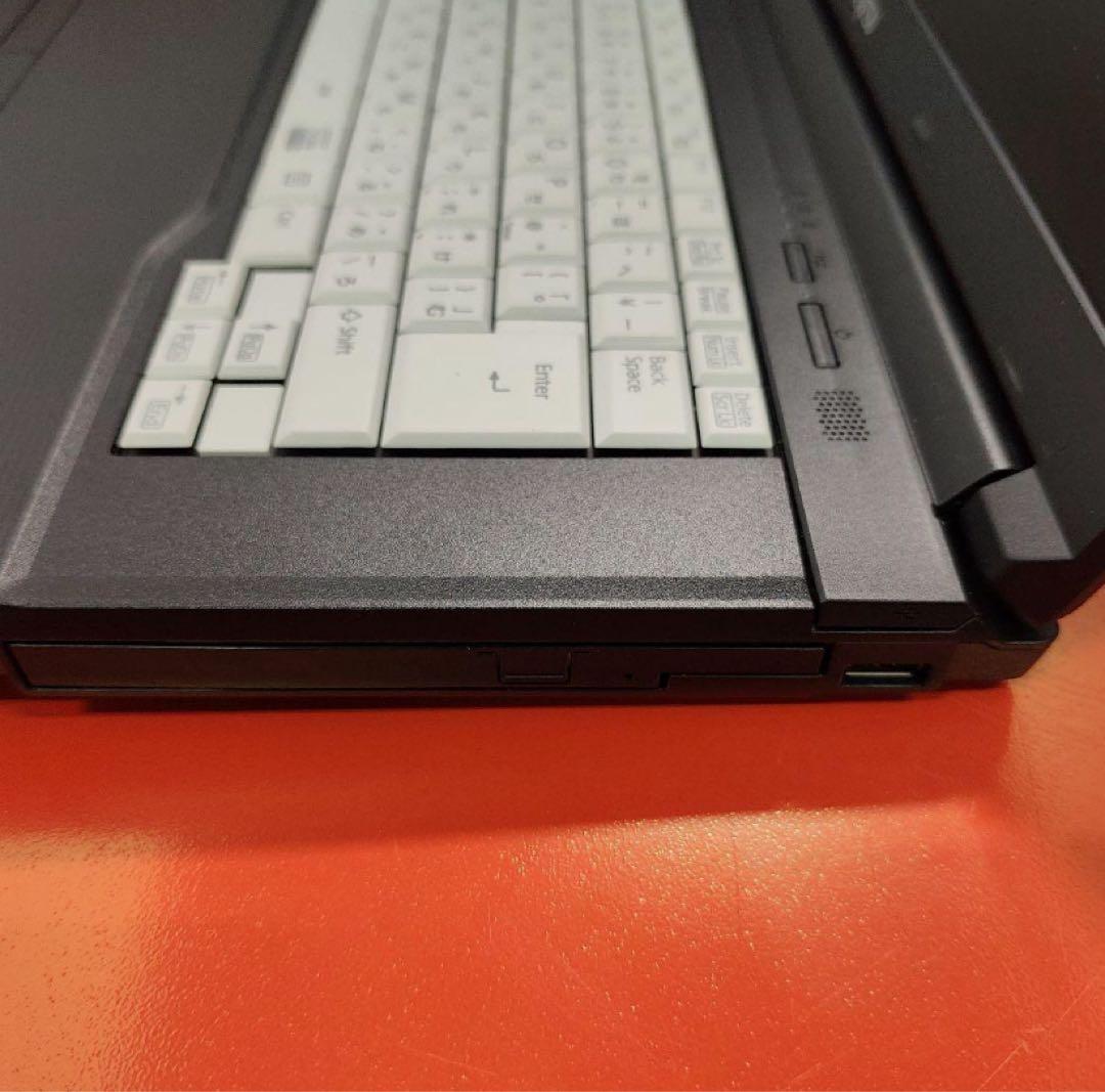 Fujitsu Windows 11 美品 爆速SSDノートパソコン