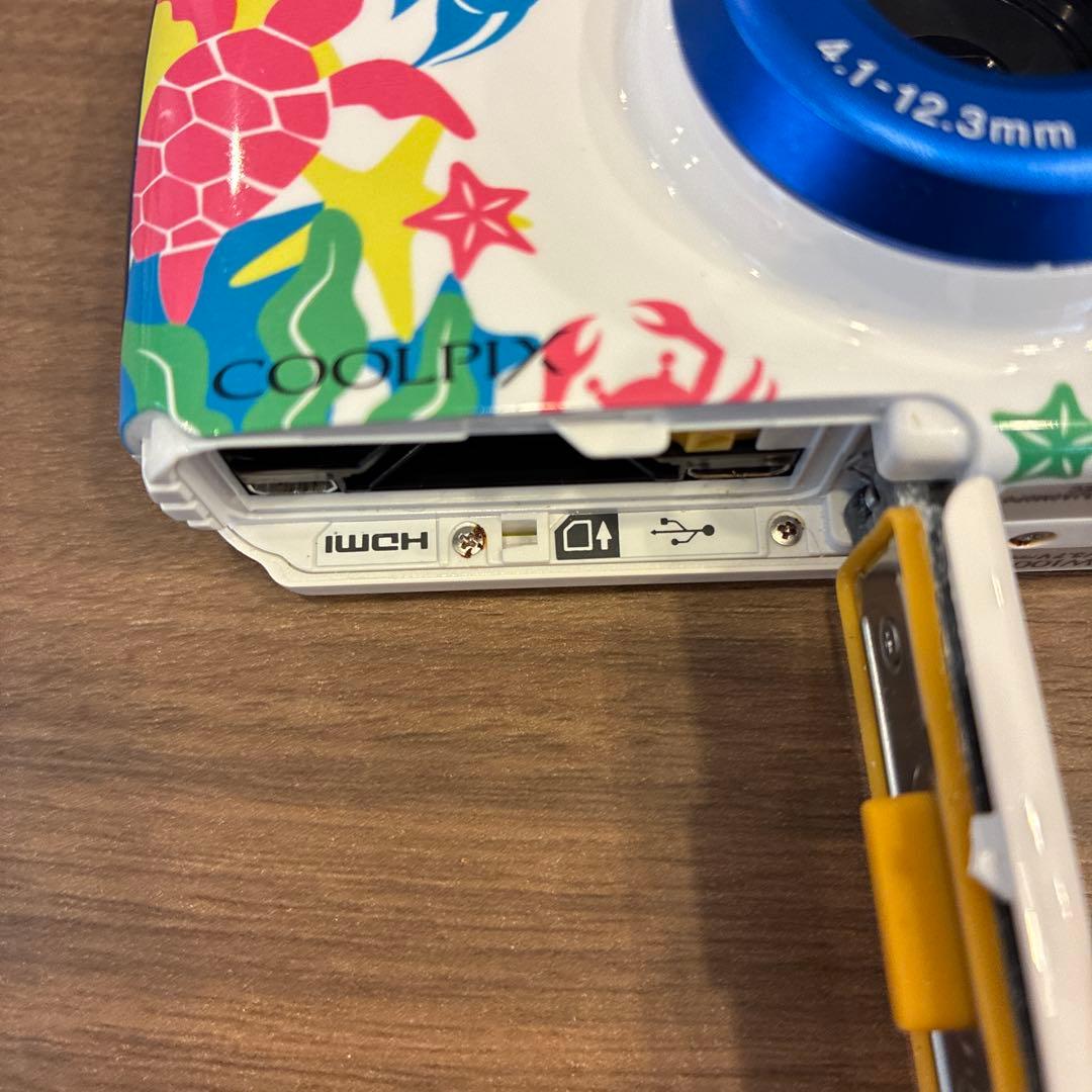 Nikon COOLPIX W100 クールピクス
