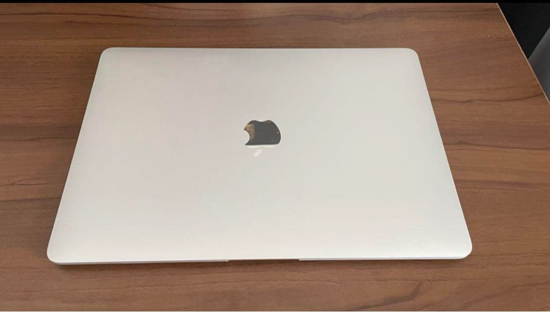 M1 Apple MacBook Air シルバー ケース付き