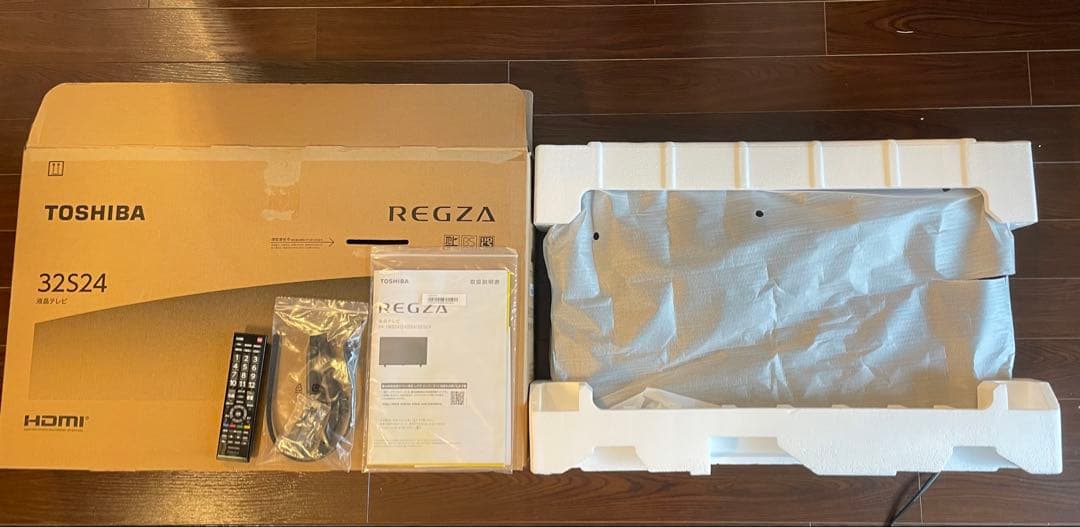 TOSHIBA 32S24 32型液晶テレビ 2023年製 動作確認済 元箱有