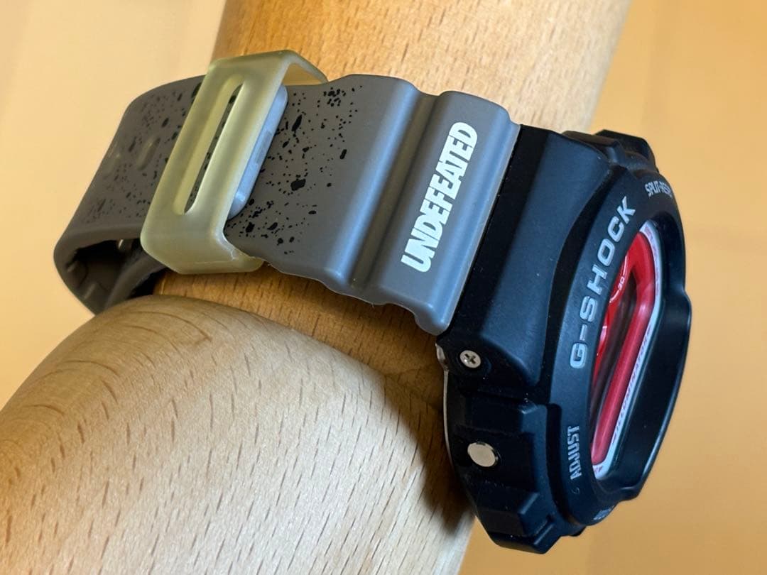 コラボ/G-SHOCK/DW-6900/限定/UNDEFEATED/別注/時計