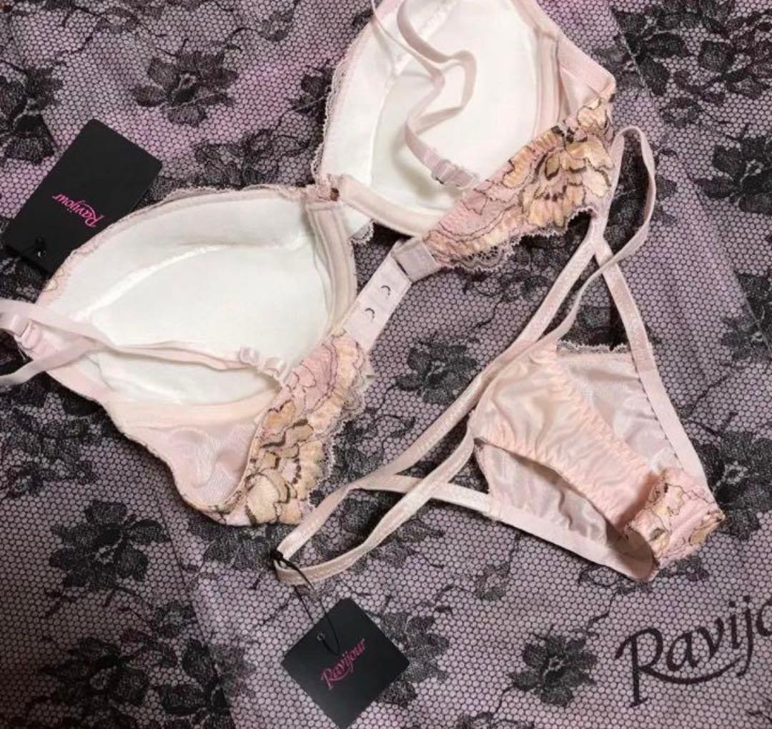 ☆Ravijour☆ギザギザピンク☆C65-70Tバック☆セット