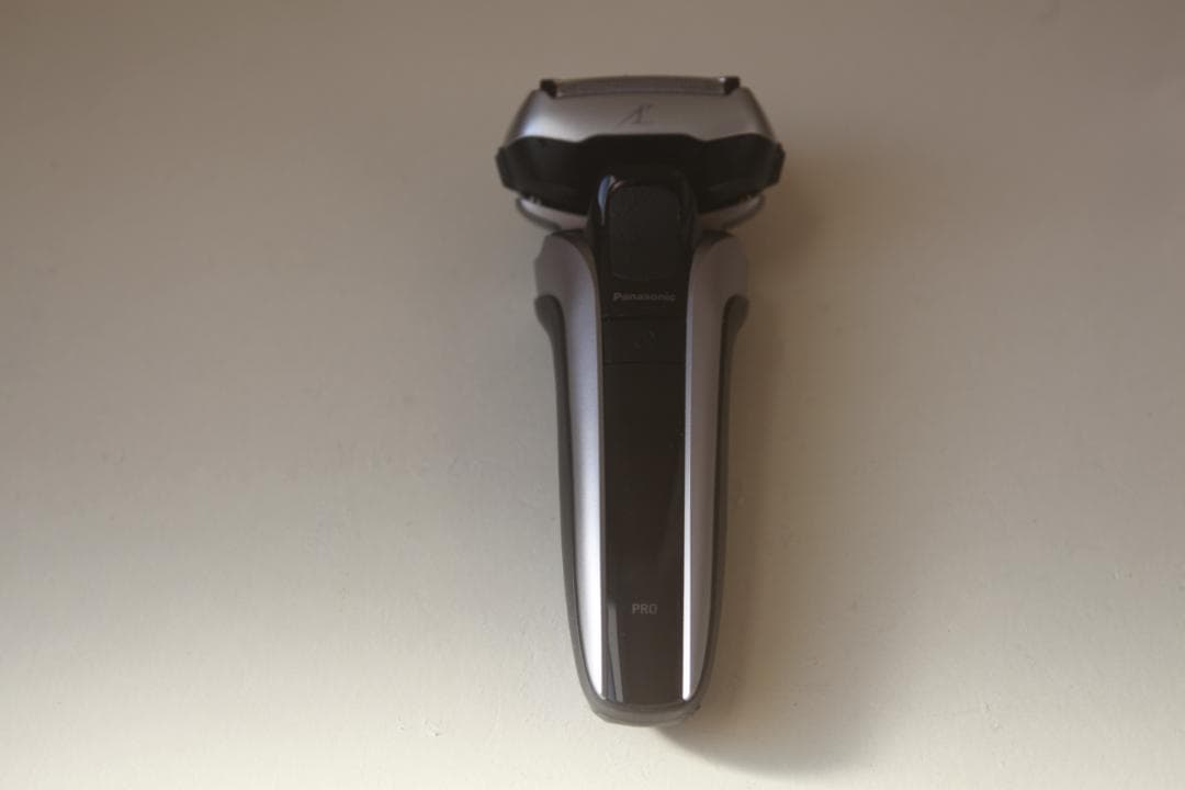 5枚刃　ラムダッシュ PRO5 ES-LV7J　日本製　専用洗浄剤3箱/替刃付属