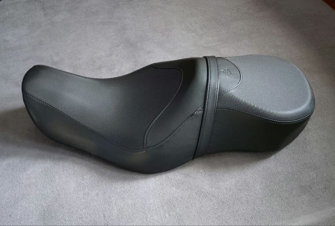 ハーレー　スポーツスター　リデュースリーチシート　純正オプション