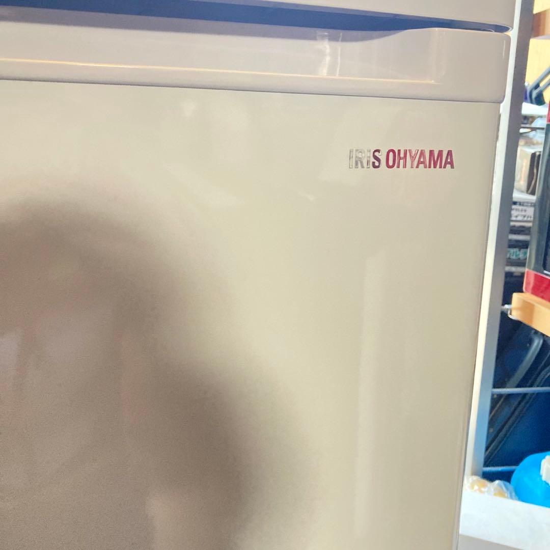 アイリスオーヤマ 冷凍庫 60L ホワイト IUSD-6B-W 小型 2020年