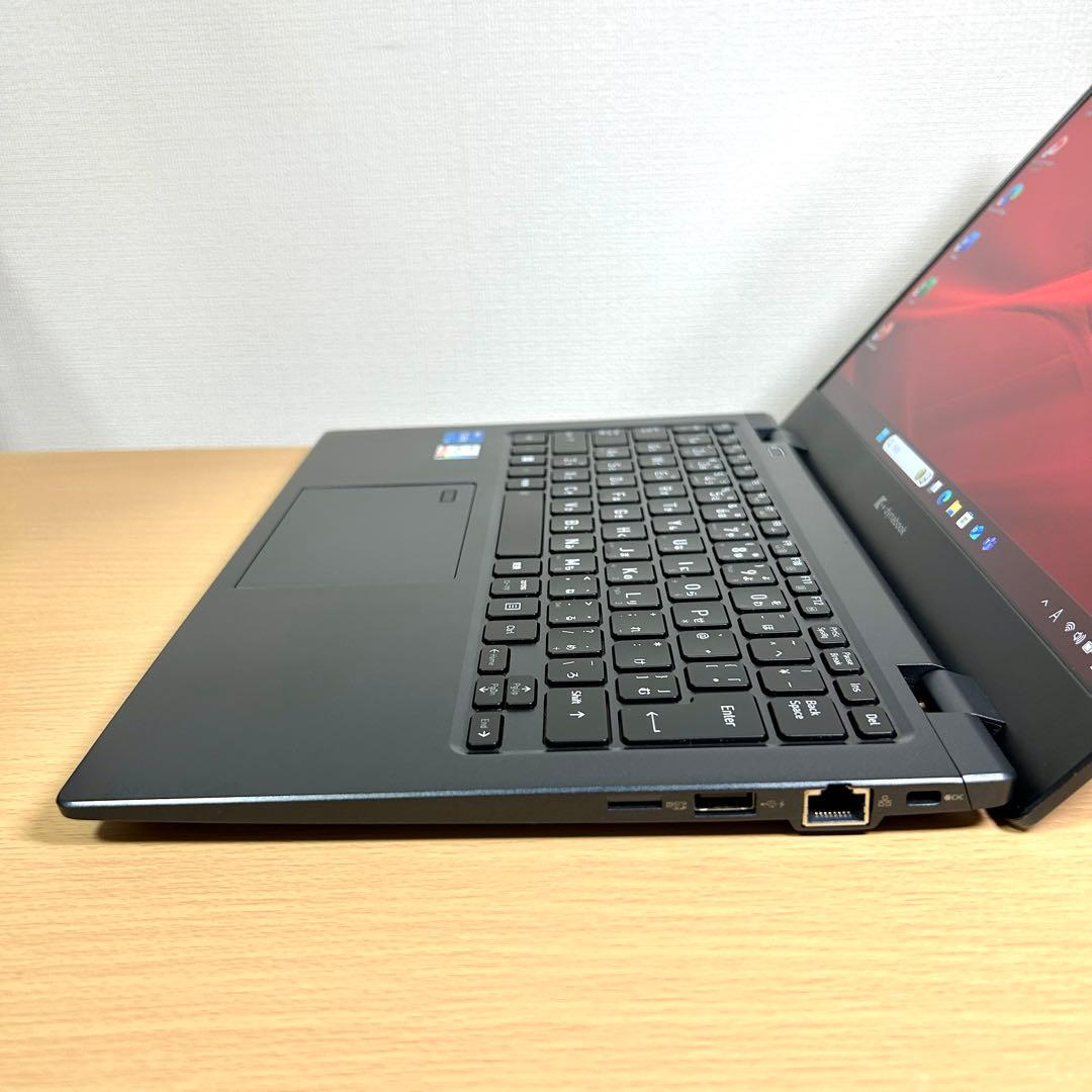 美品 東芝 TOSHIBA dynabook G83HS 16GB Office