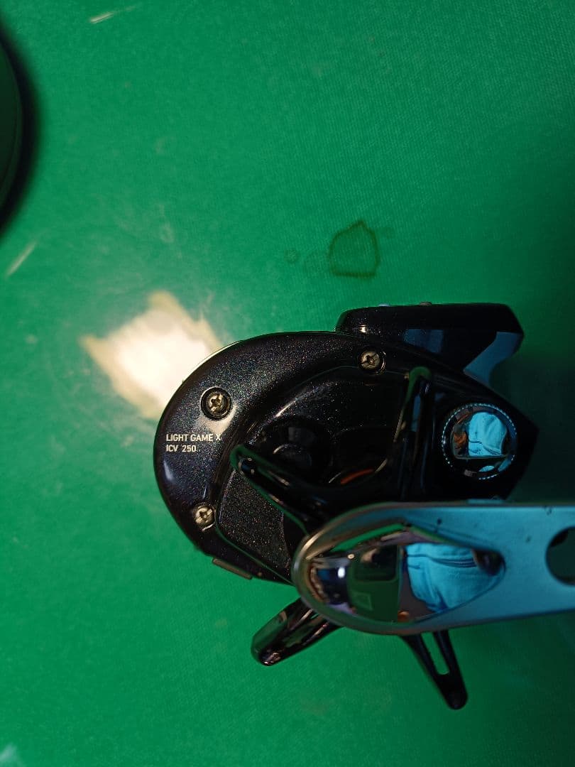 ダイワLIGHT GAME X ICV250　 PE4号200m付