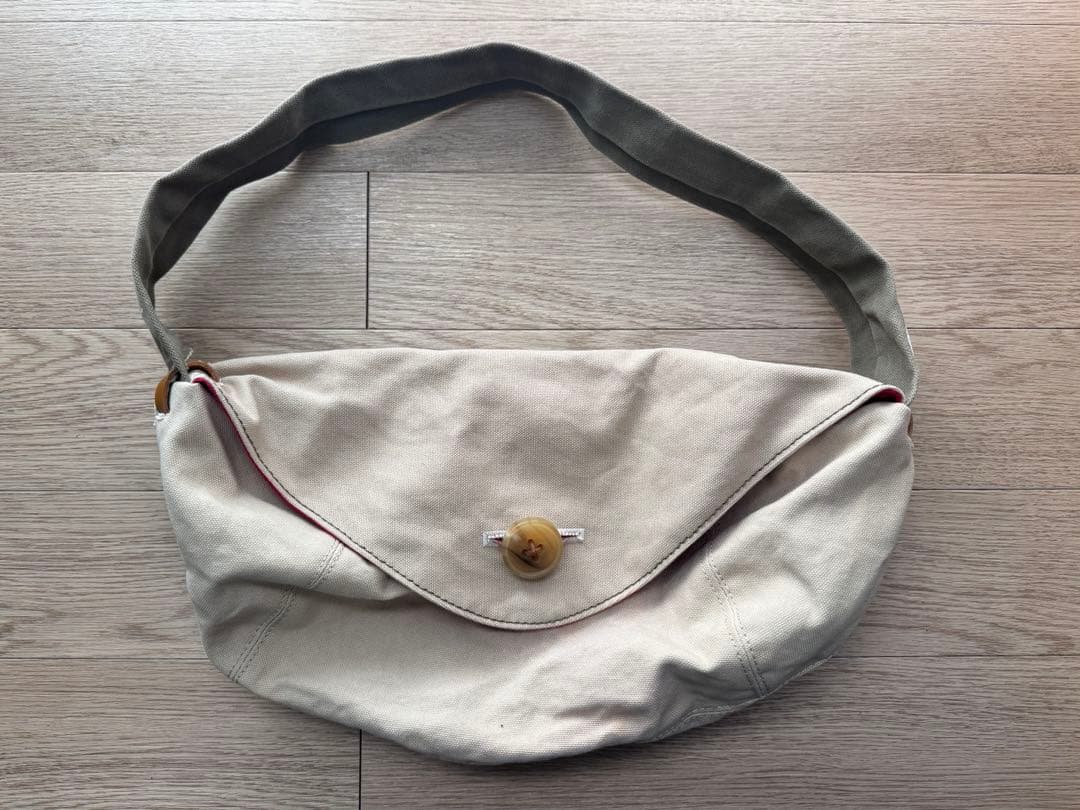 AIGLE × 借りぐらしのアリエッティ コラボ ボディバッグ　Mサイズ　帆布