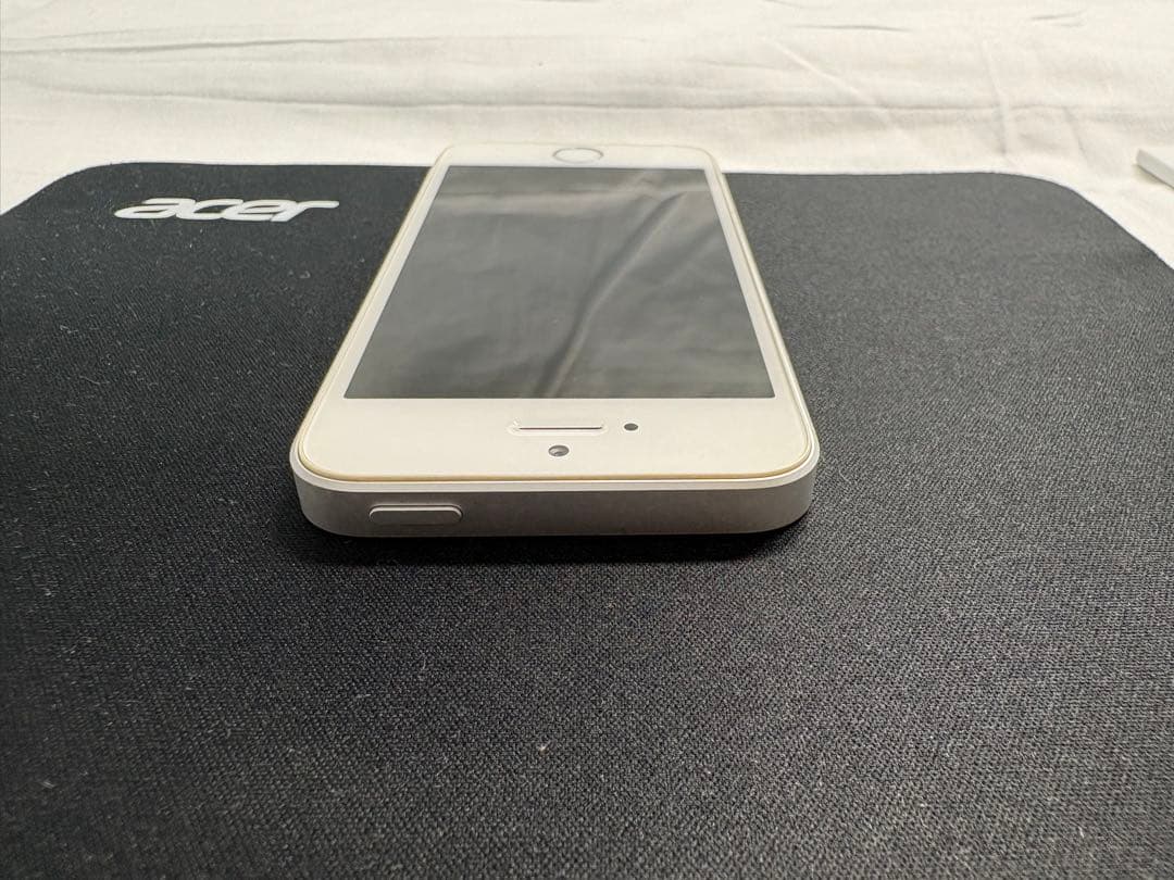 【美品/SIMフリー】iPhone SE 第1世代 Silver 64GB