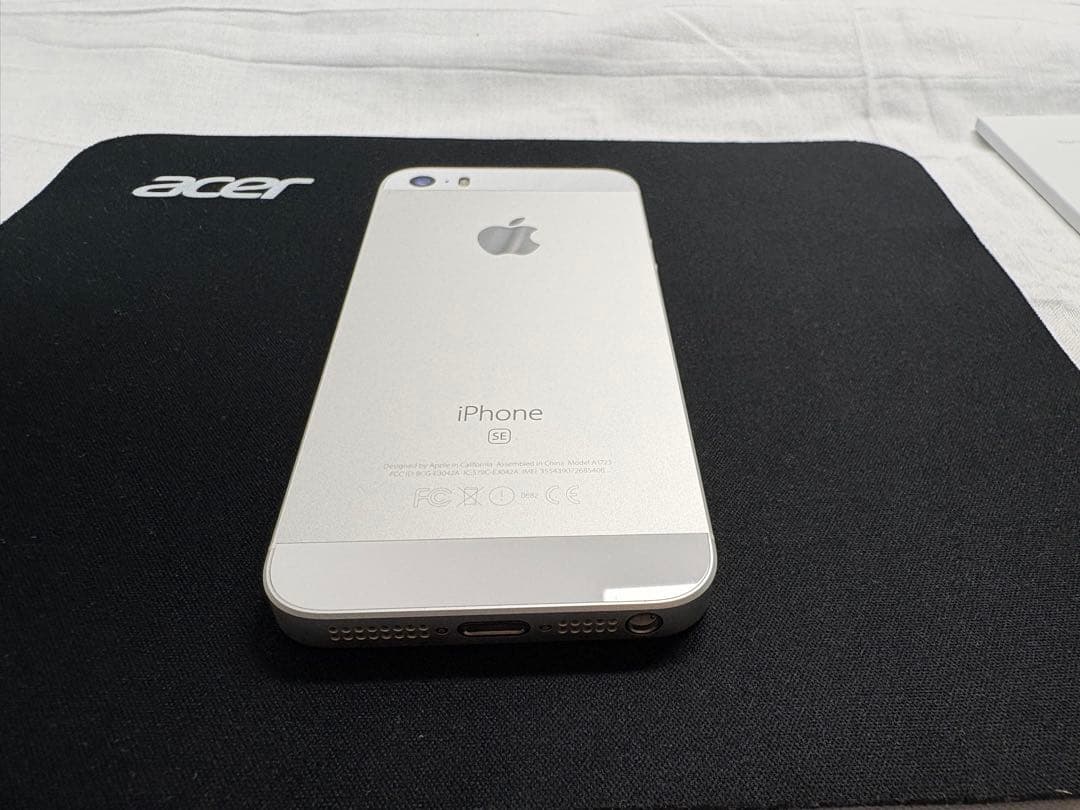 【美品/SIMフリー】iPhone SE 第1世代 Silver 64GB