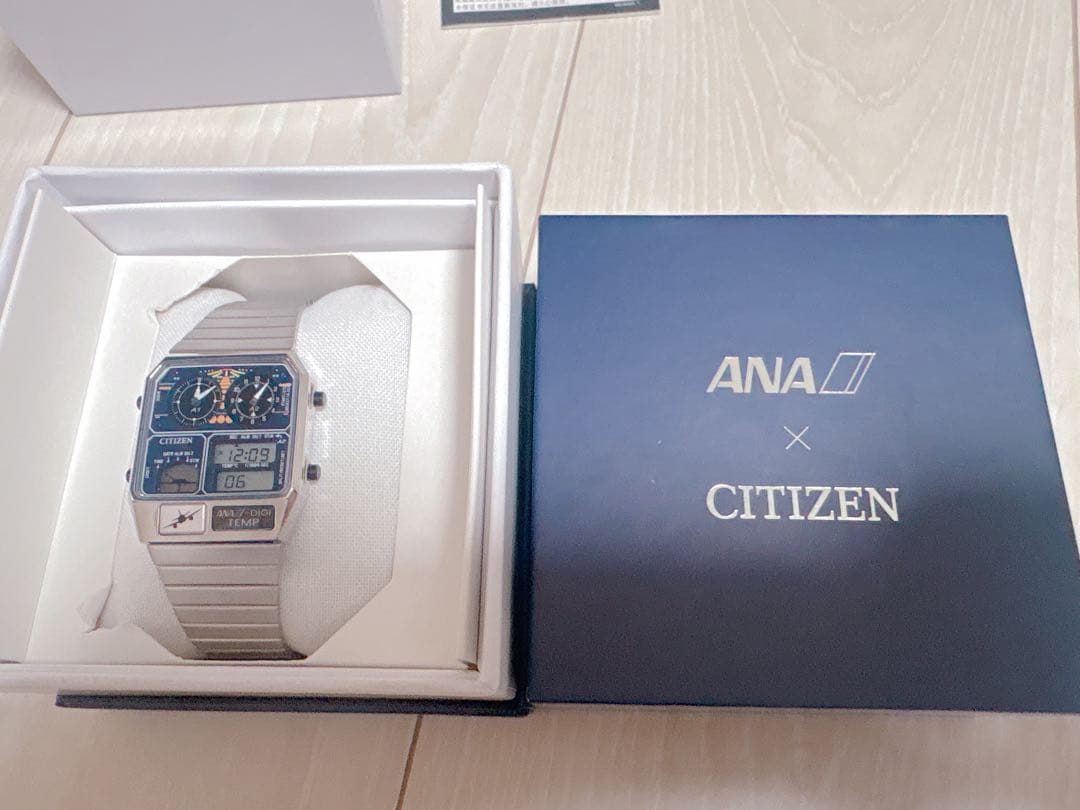 ANAオリジナルCITIZEN ANA-DIGI TEMPコックピットモデル限定