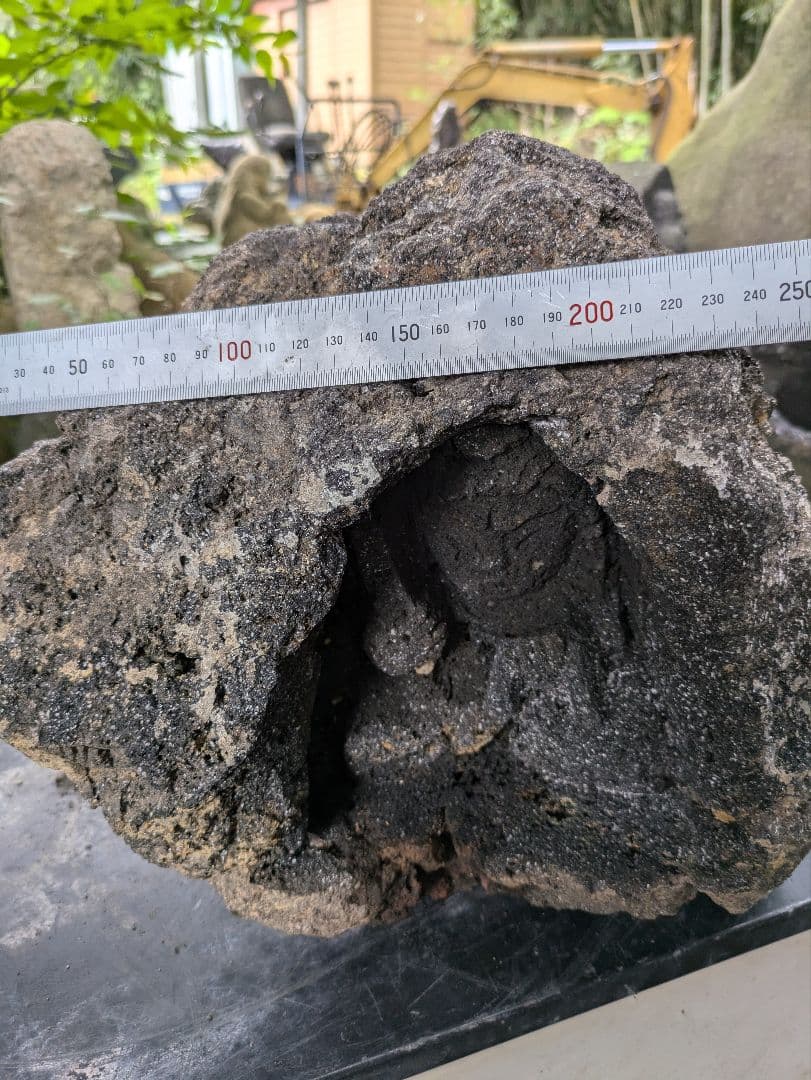 熔岩石仏、不動明王、熔岩不動明王、倉田辰彦作