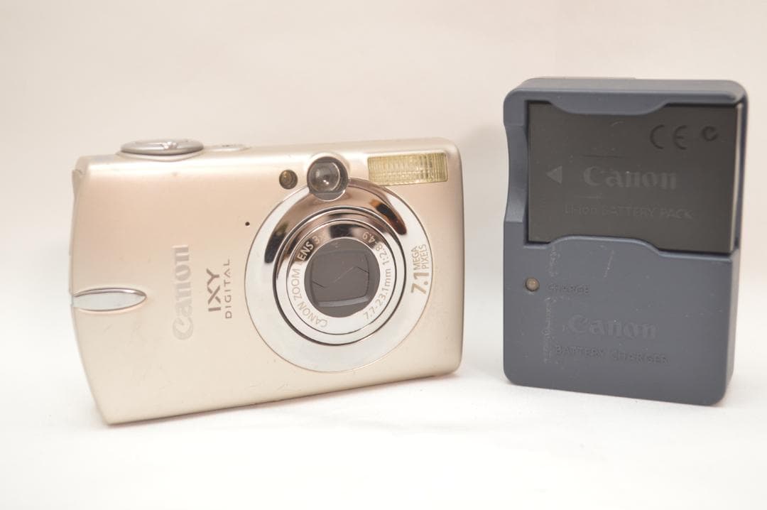 ✨美品✨ Canon IXY Digital 700