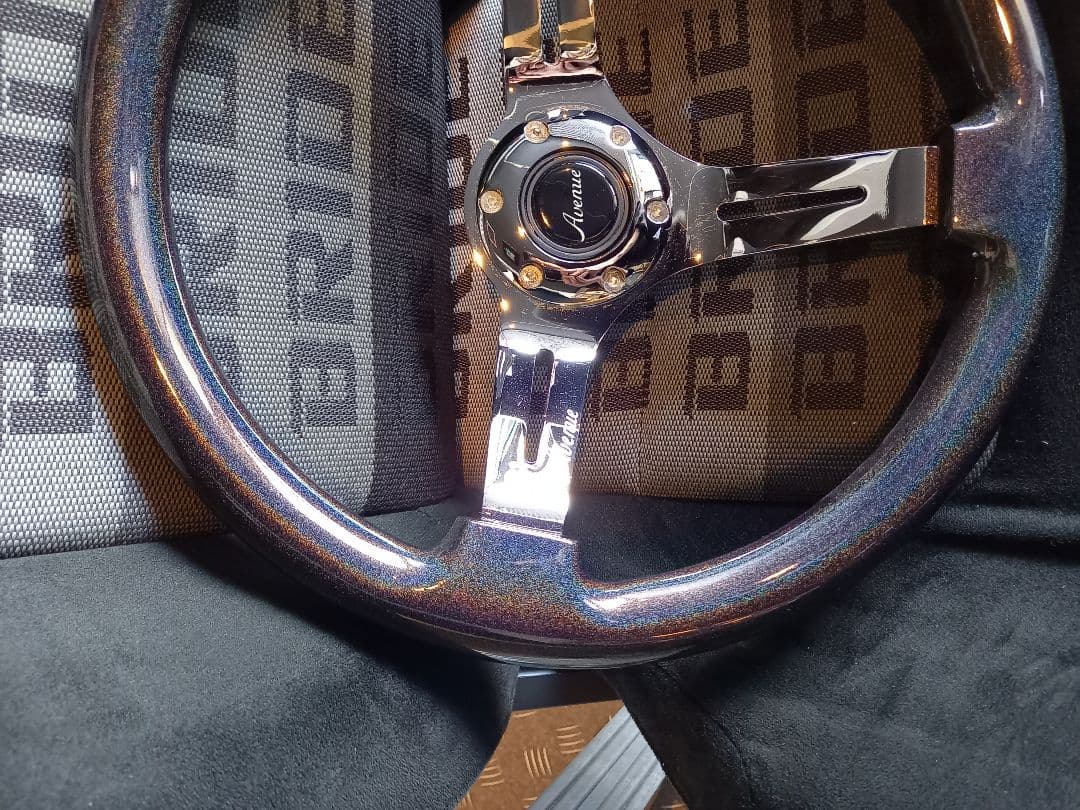 アベニューパフォーマンス　スターダストｘクローム　ステアリング　中古品