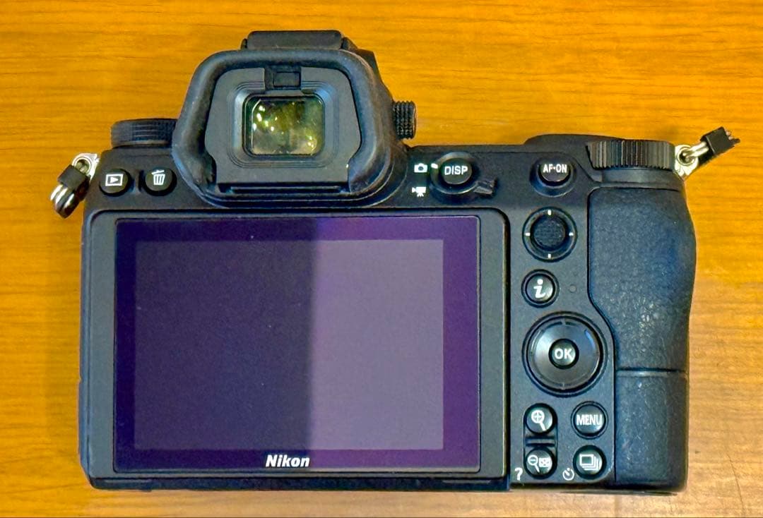 NikonZ6ボディ 1万6千ショット 保証期間 元箱付 XQD(32G)おまけ