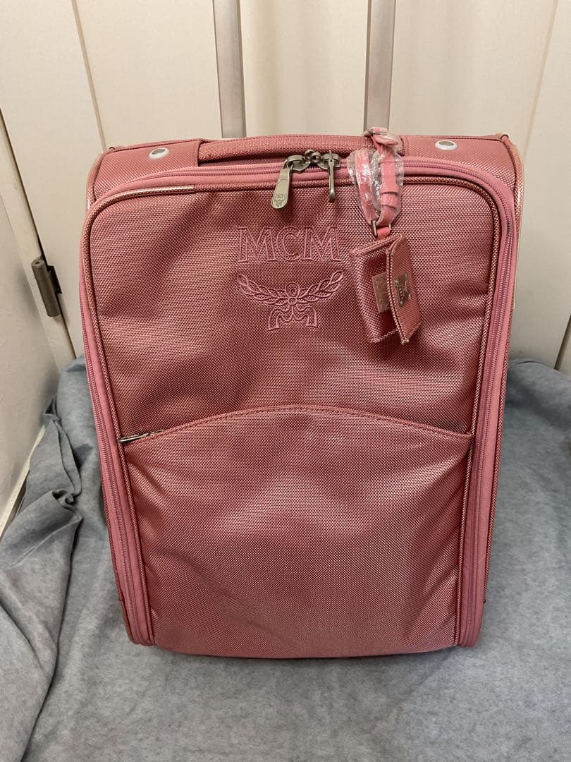 MCMキャリーバッグ、ケース　2〜3泊用