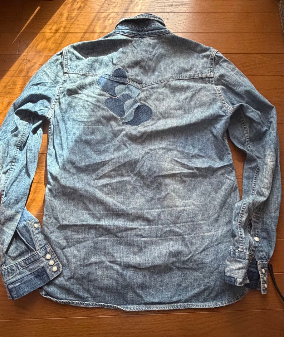 ち*ち様 レミレリーフ　スタッズ　ヴィンテージ加工　ウエスタンデニムシャツ　イン