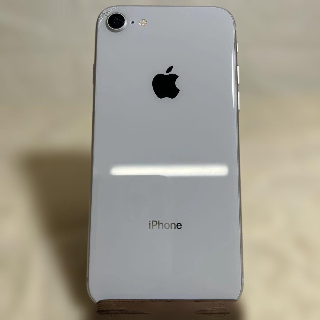 iphone8 256GB バッテリー76% カメラ部ヒビあり
