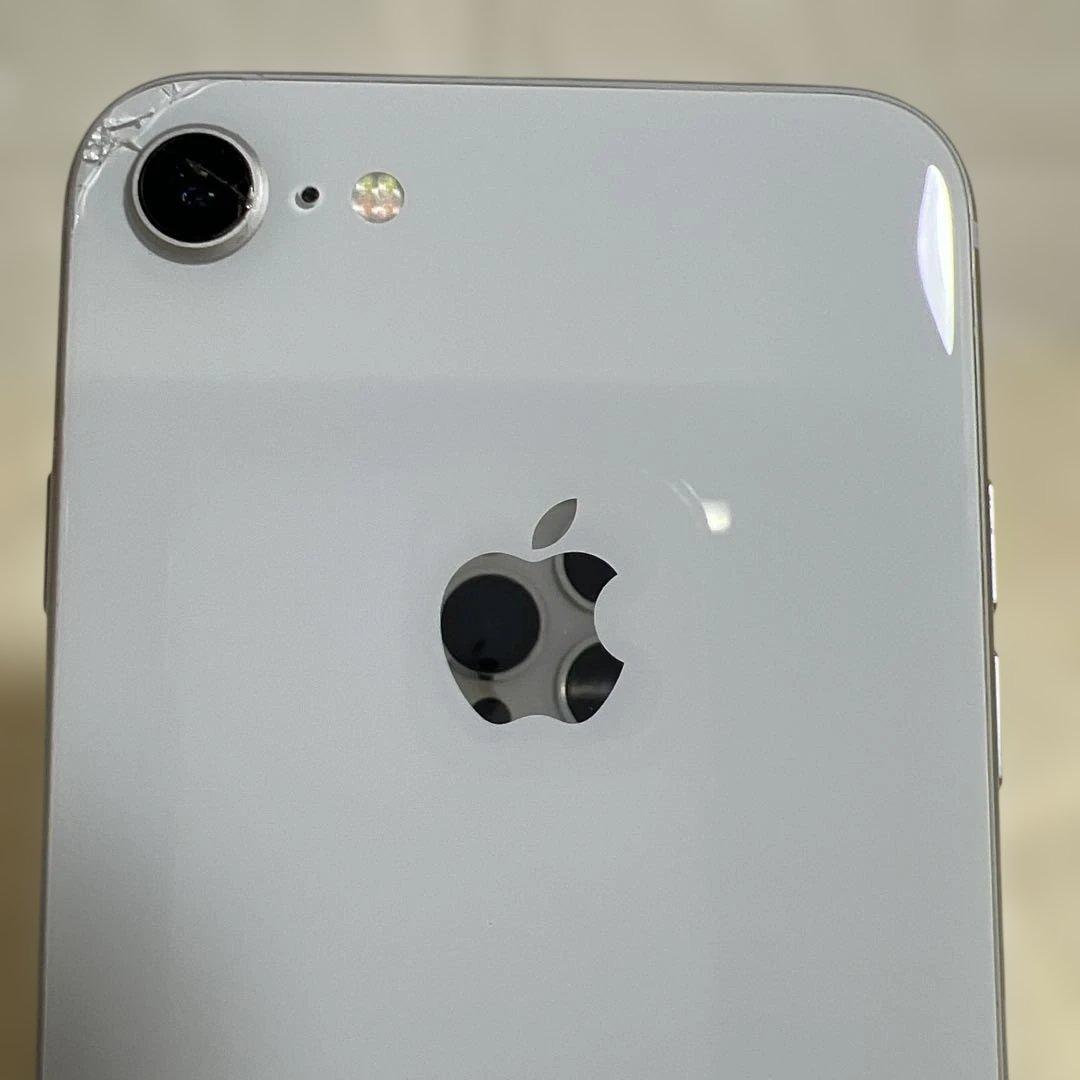iphone8 256GB バッテリー76% カメラ部ヒビあり