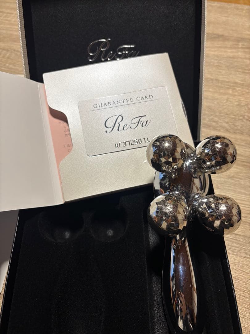 ReFa4CARAT 専用ボックス付き