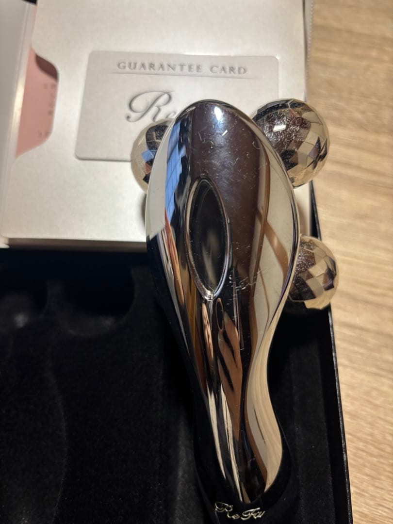 ReFa4CARAT 専用ボックス付き