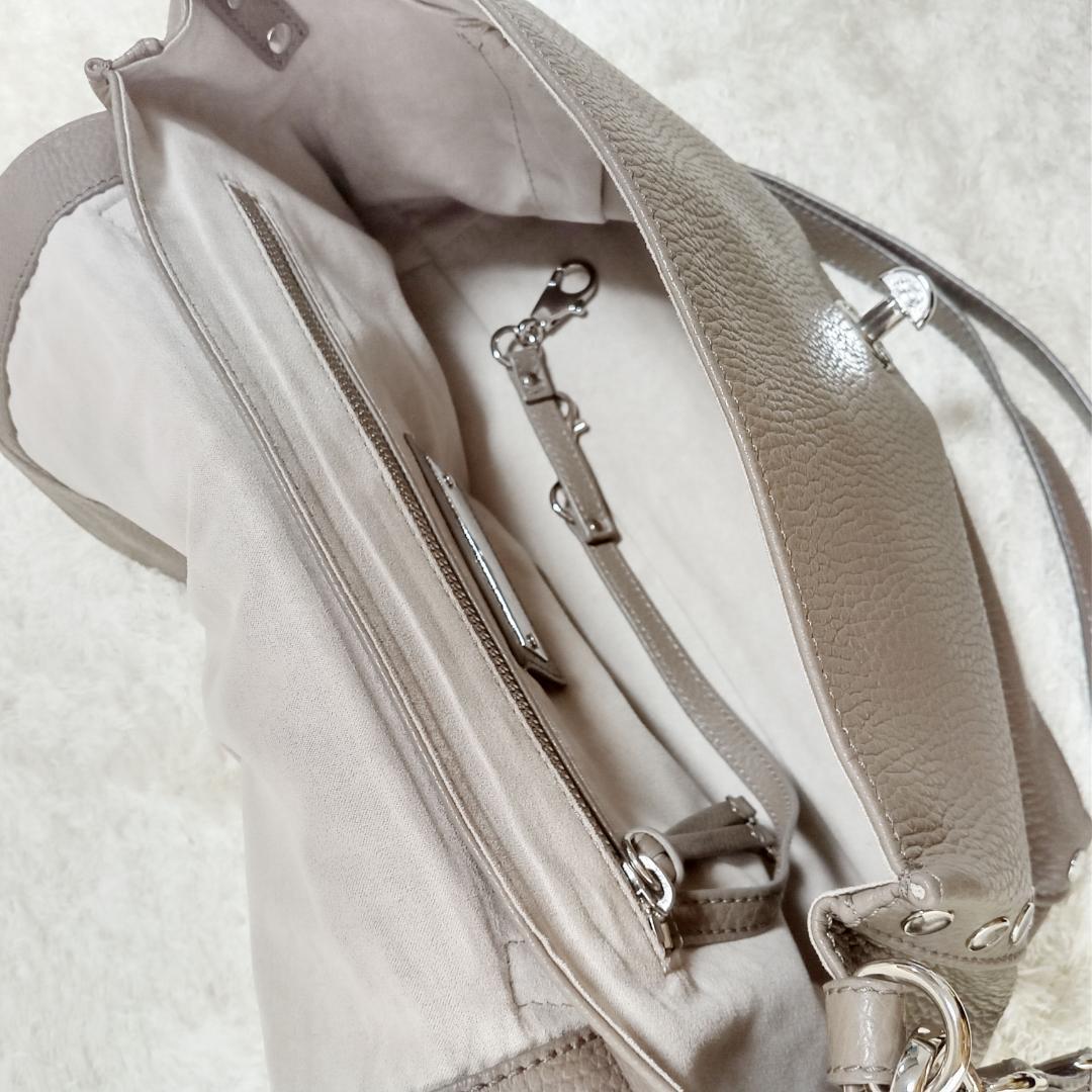 ポスティーナ レザーバッグ ZANELLATO