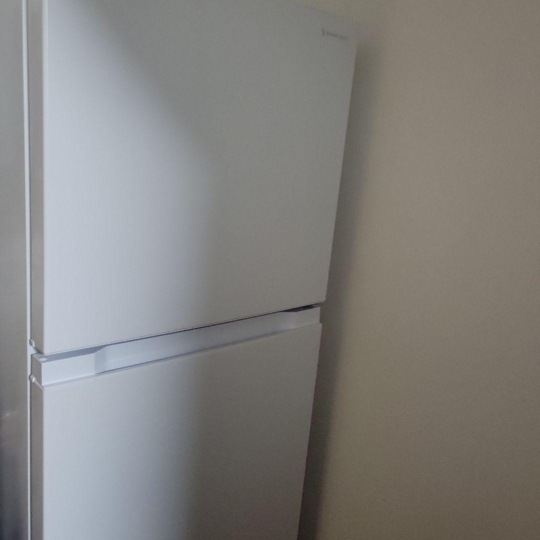 【すー】ノンフロン冷凍冷蔵庫 YRZ-F23H1