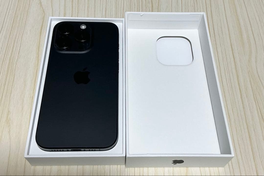 Apple iPhone 15 Pro SIMフリー版 128GB ブラック