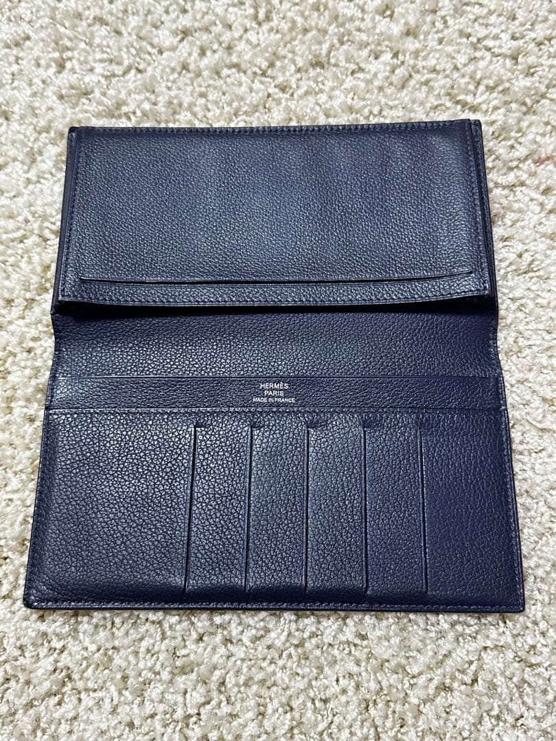 HERMES ネイビー レザー 長財布