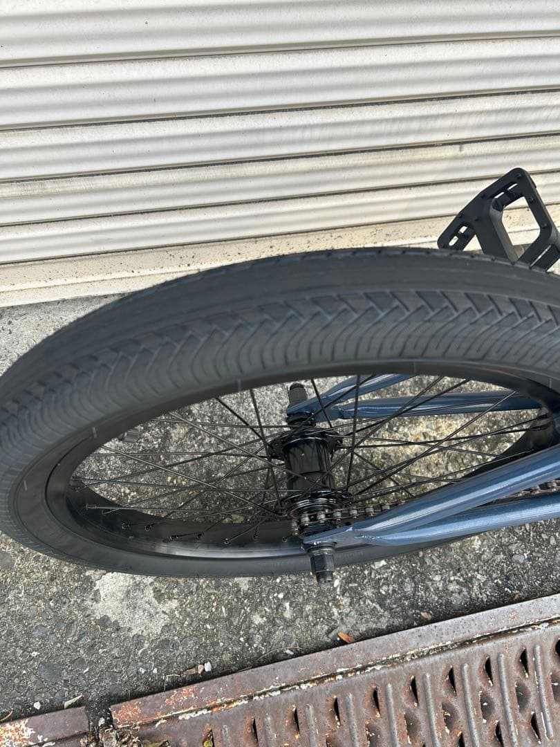 S*m様 新品半額HARO BMX howiroll Kuwahara blue