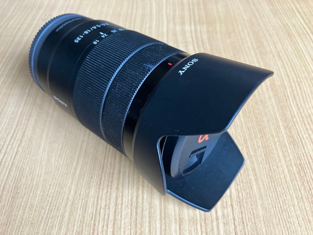sonySEL18135ズームレンズ