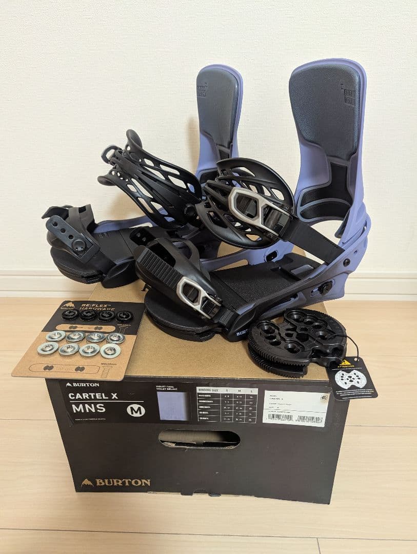 Burton CARTEL X Re:Flex　Mサイズ　未使用