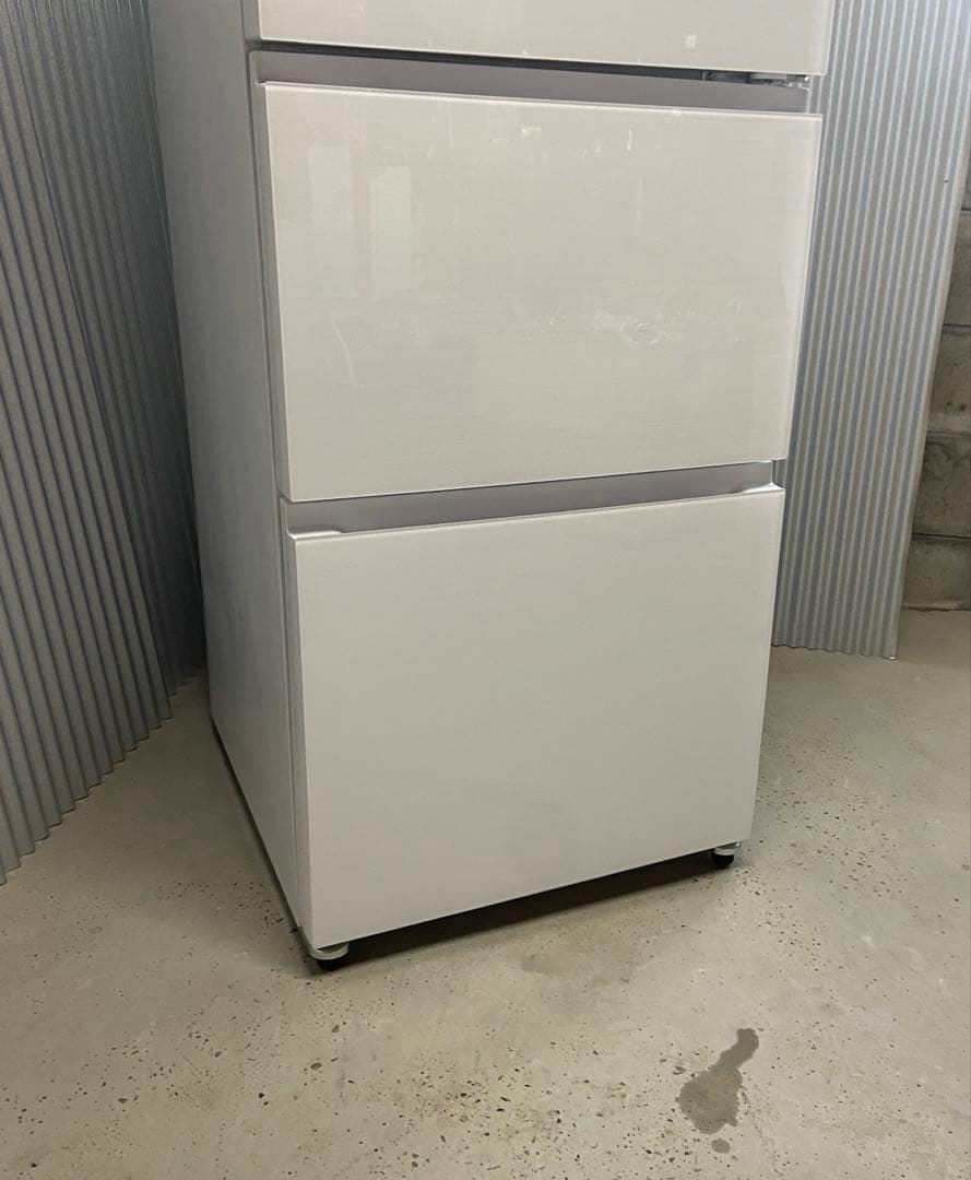 美品⭐️Hisense ハイセンス　3ドア冷蔵庫　2023年製【3562】