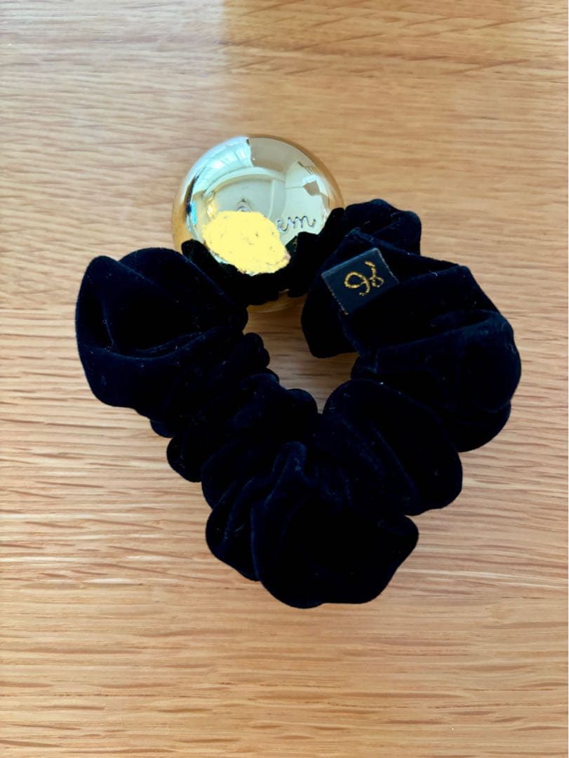 LOEM TOKYO MOON シュシュ black 新品未使用