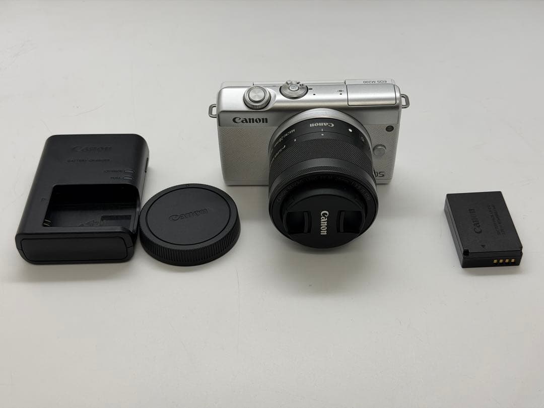 Canon EOS M200ミラーレスカメラEF-28M F3.5 マクロ