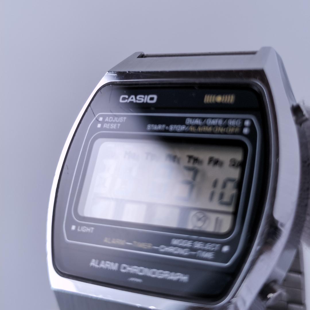 p*o様 CASIO S011 デジタル メンズ 36mm 昭和時代