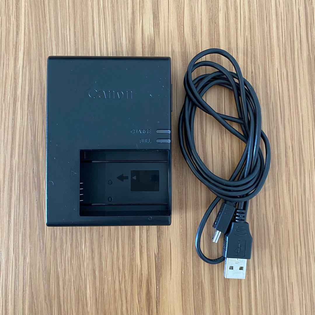 【naichan 】Canon EOS Kiss X8i デジタル一眼レフ