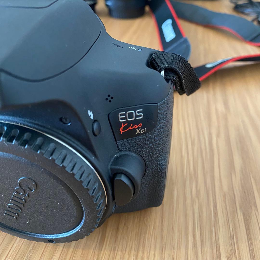 【naichan 】Canon EOS Kiss X8i デジタル一眼レフ