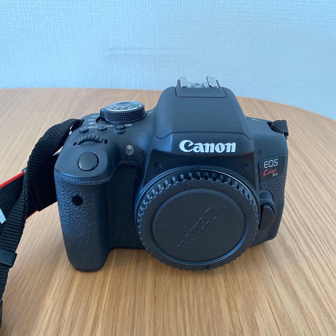 【naichan 】Canon EOS Kiss X8i デジタル一眼レフ