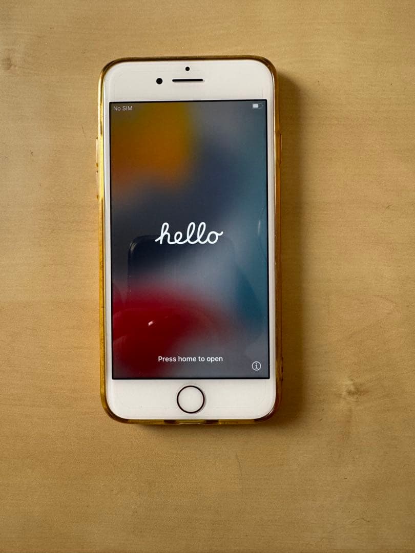 iPhone 7 本体　箱 新品イヤホン付