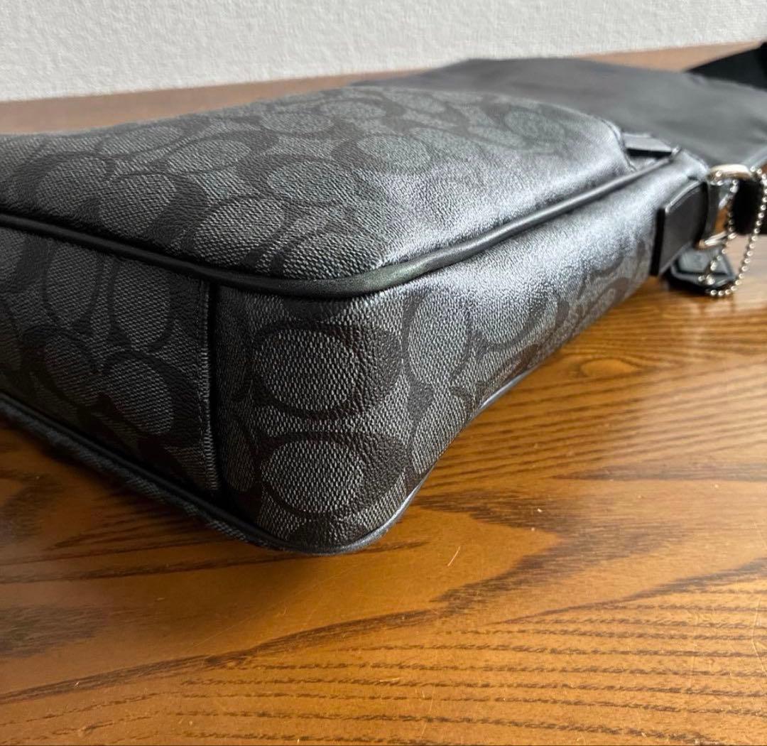 コーチ　ショルダーバック　メッセンジャーバッグ