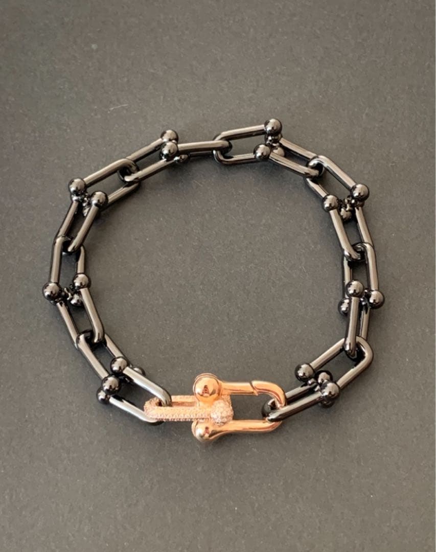 山田涼介着用モデル　ハードウェア　ダイヤ　ブレスレット