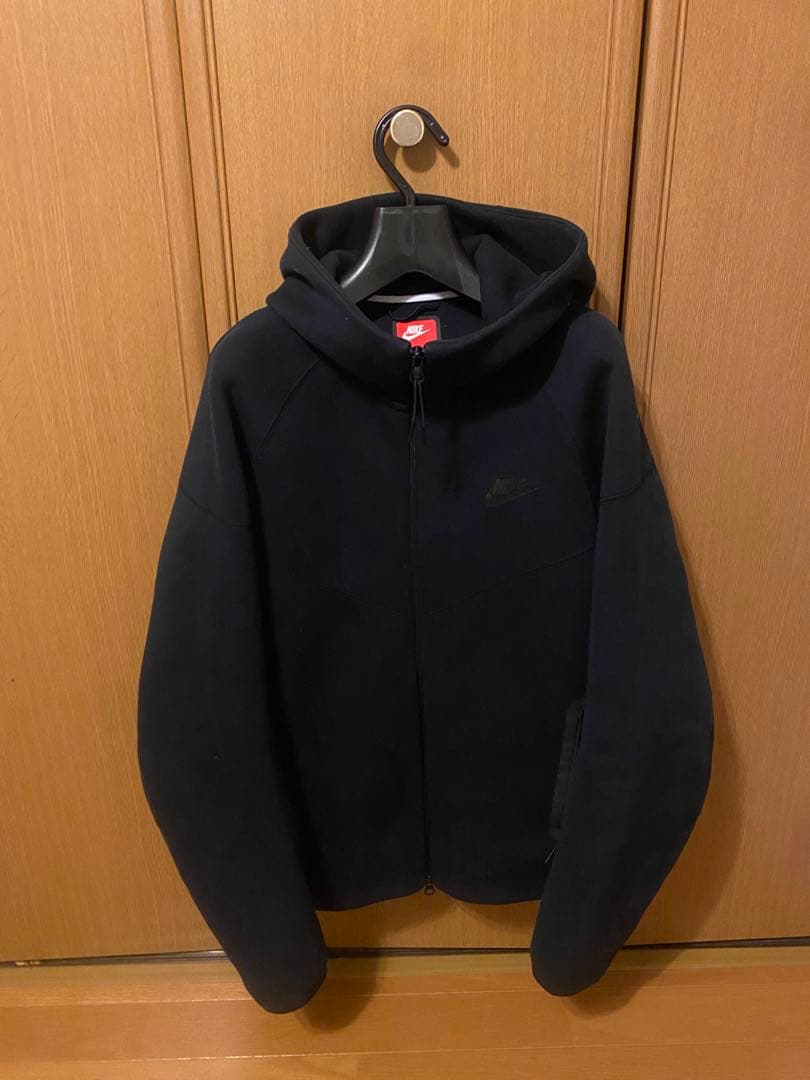 Nike テック フリース フルジップ ウィンドランナー パーカー　ブラック