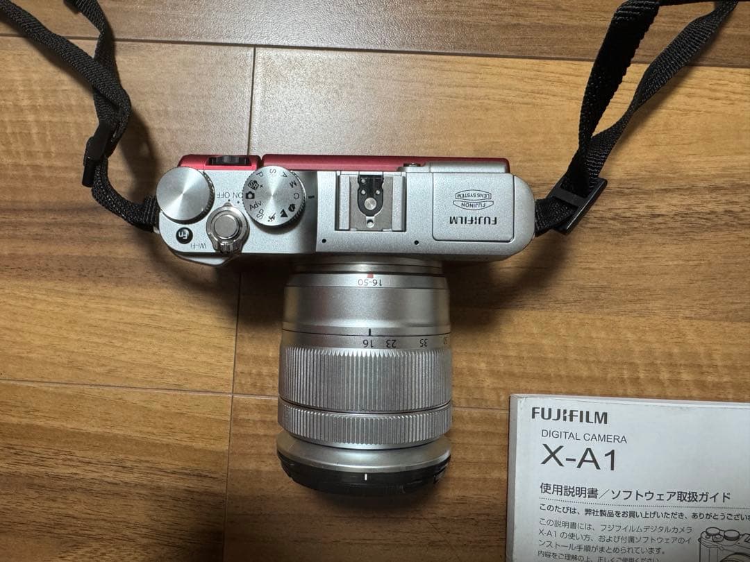 (おーすけ)FUJIFILM X-A1 レンズキット　おまけレンズ付き