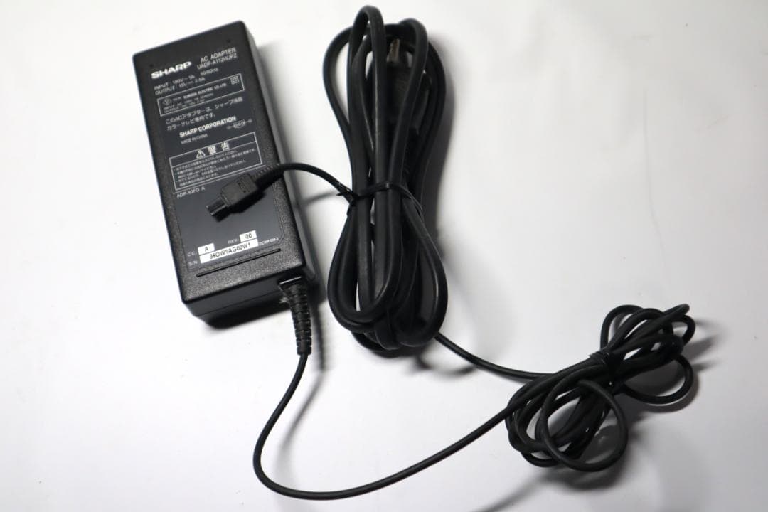 シャープAQUOS用　純正ACアダプター　UADP-A112WJPZ