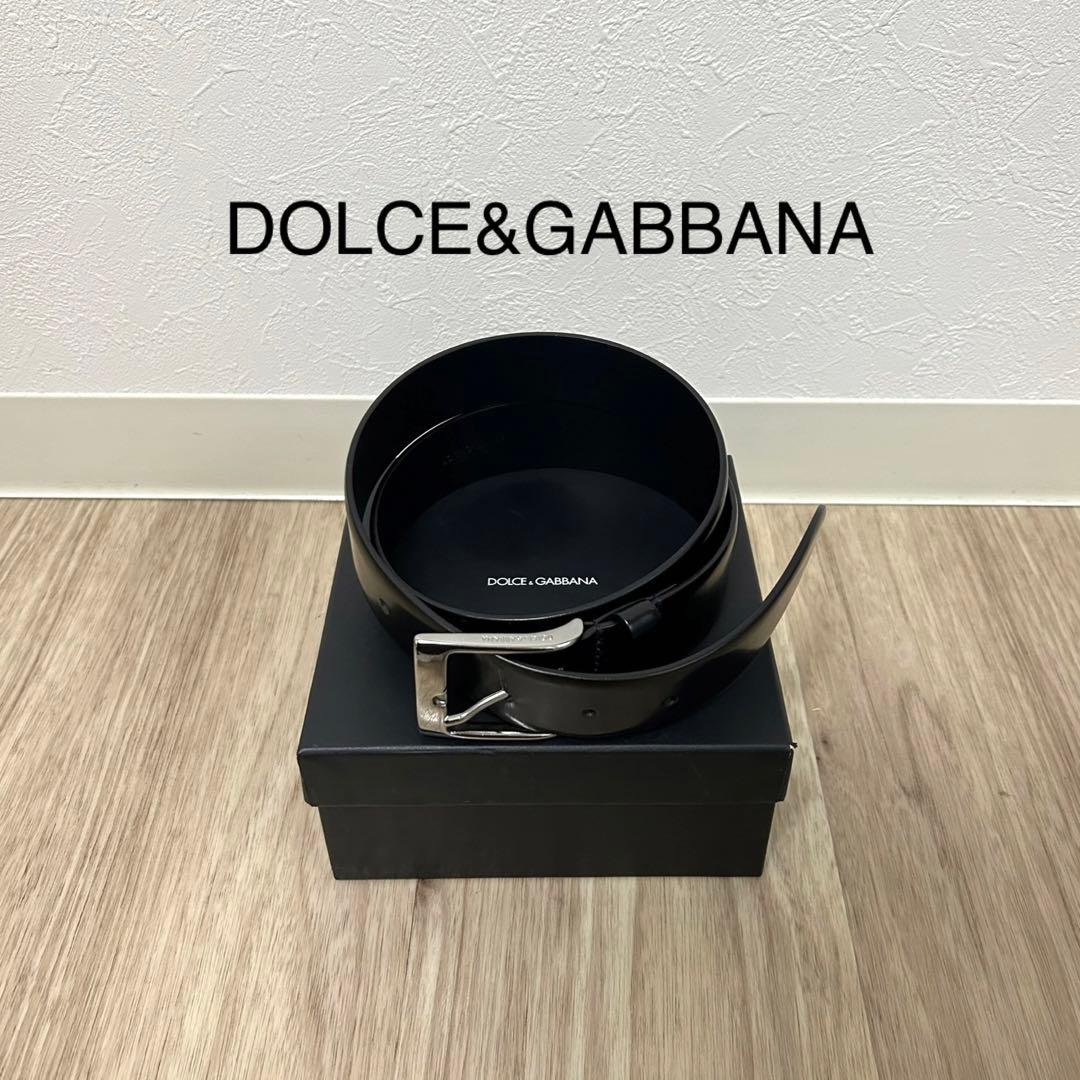 【美品タグ付き】DOLCE&GABBANA 本革ブラックベルト 箱付き