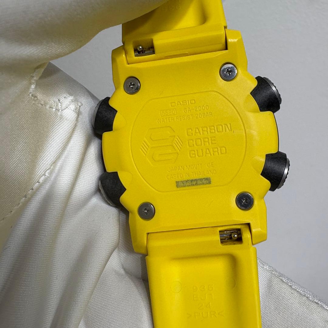 美品 G-SHOCK GA-2000-1A9JF カーボンコアガード構造