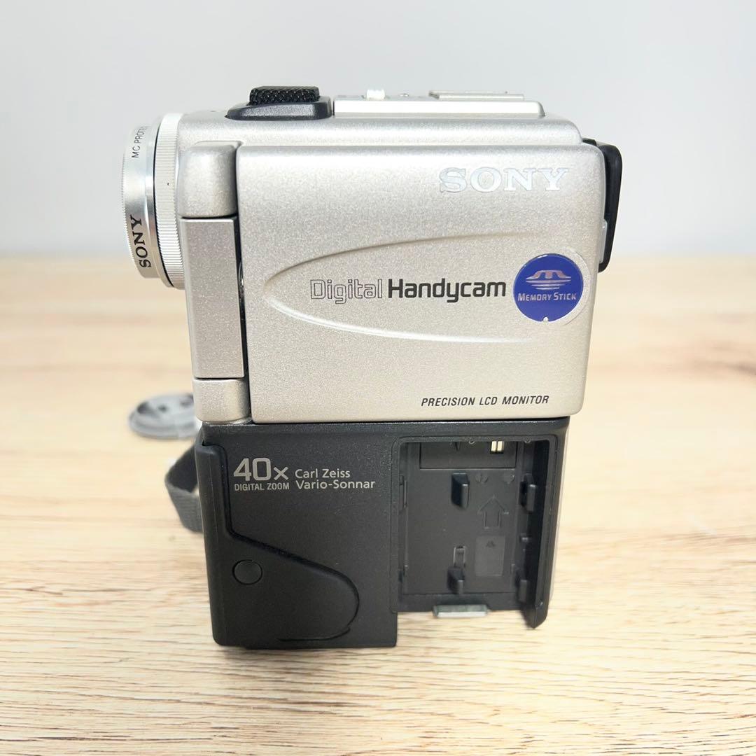 SONY DCR-PC3 ハンディカム ビデオカメラ C93