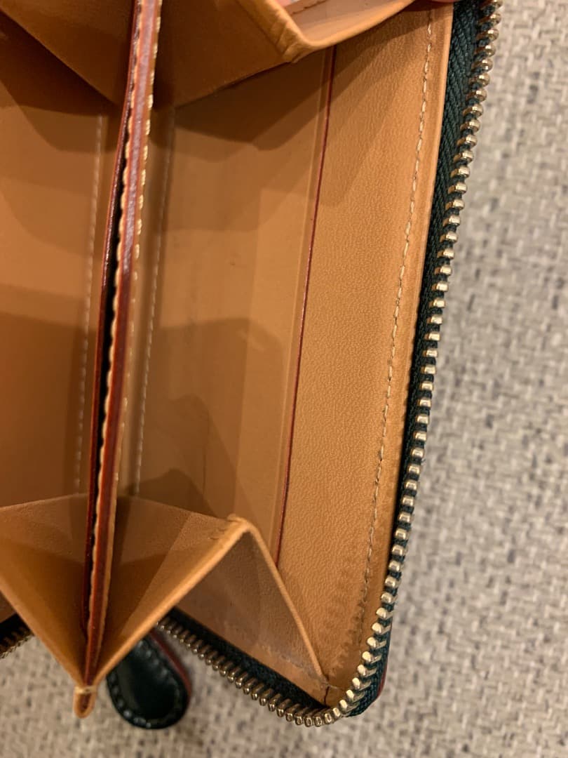 ガンゾ　コードバンL字ファスナー小銭入れ