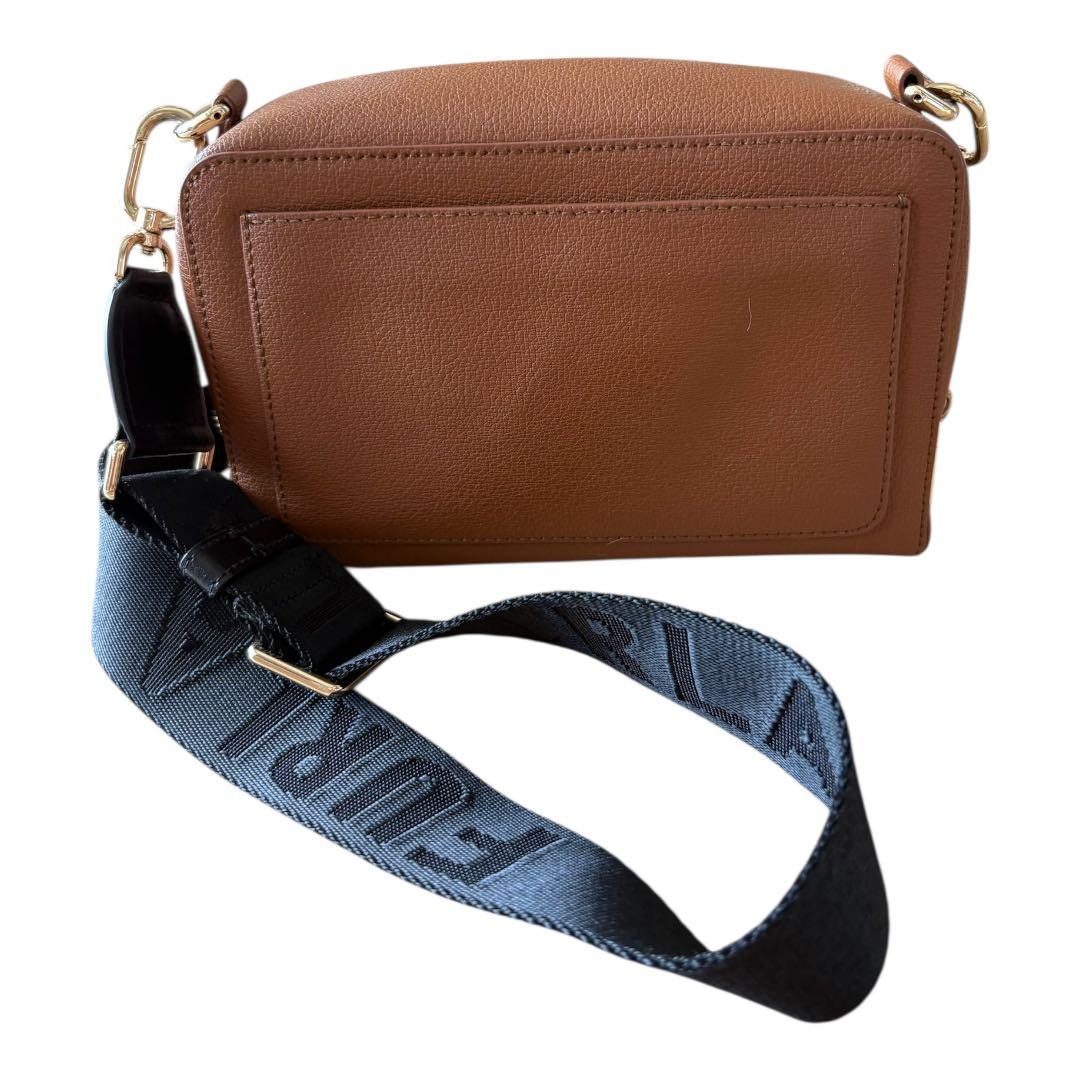極美品★FURLA フルラ★AMICA クロスボディバッグ（ブラウン）